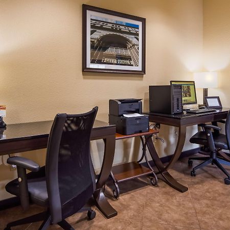 Best Western Windsor Pointe Hotel & Suites-At&T Center San Antonio Exterior photo