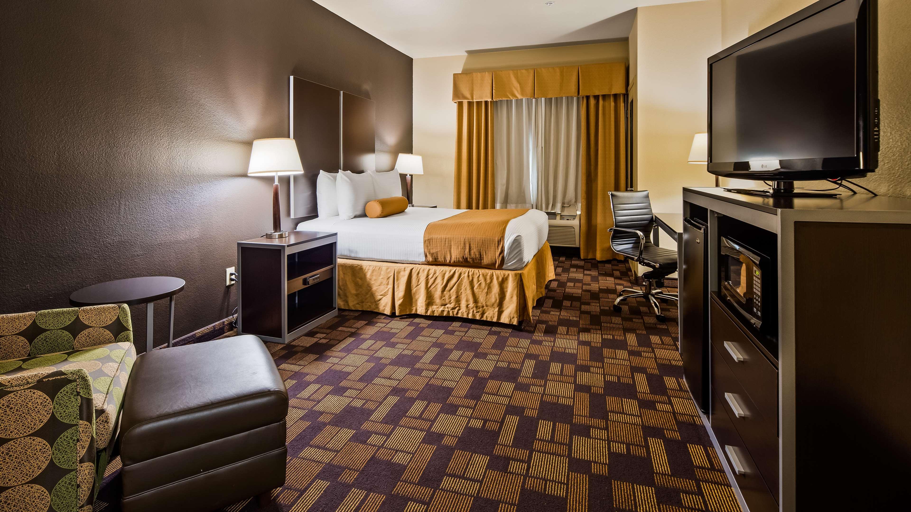 Best Western Windsor Pointe Hotel & Suites-At&T Center San Antonio Exterior photo
